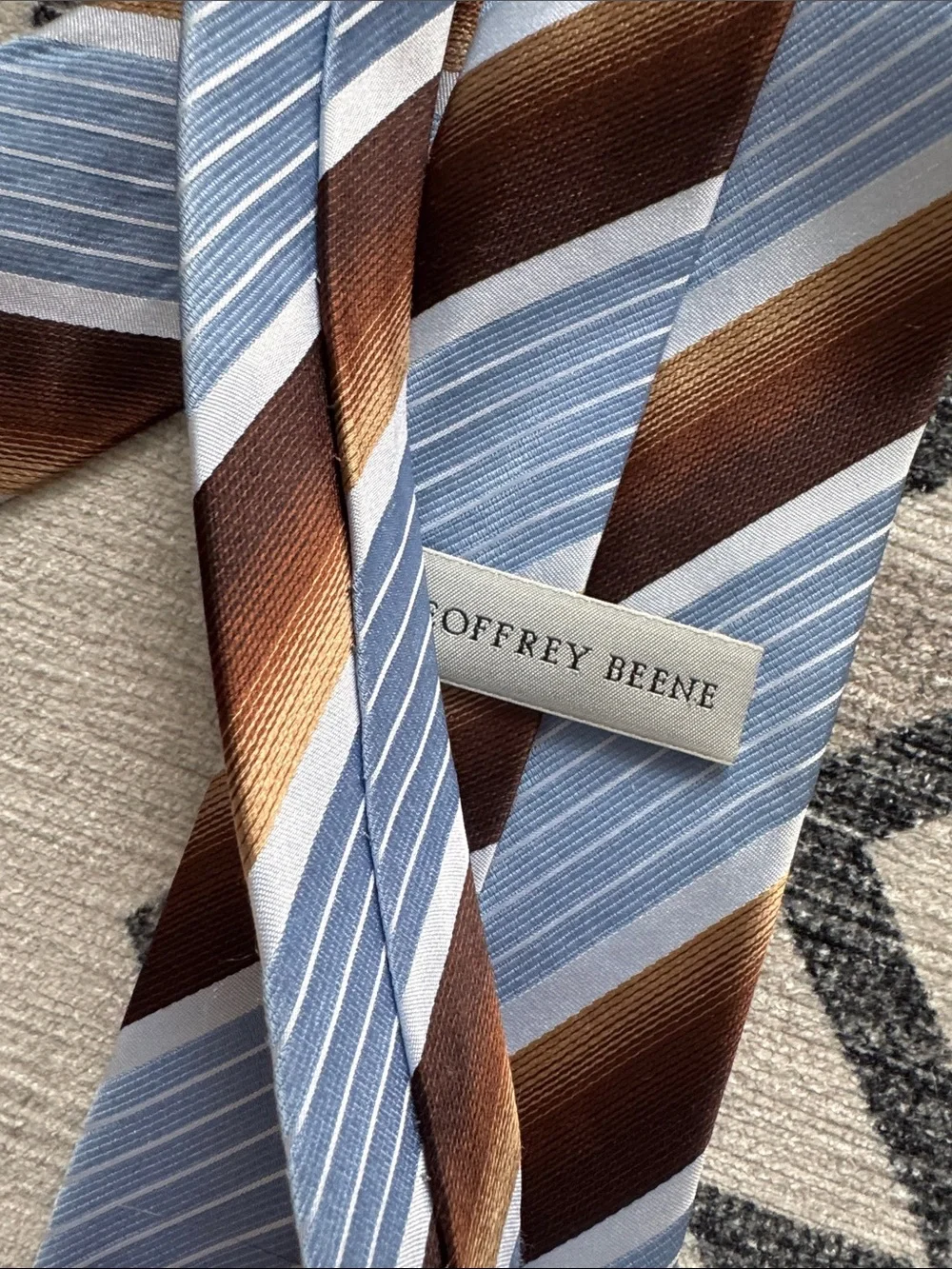 Geoffrey Beene Blue Brown Striped Silk Tie 4” Classic Wide Necktie